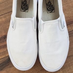 White slip on Vans